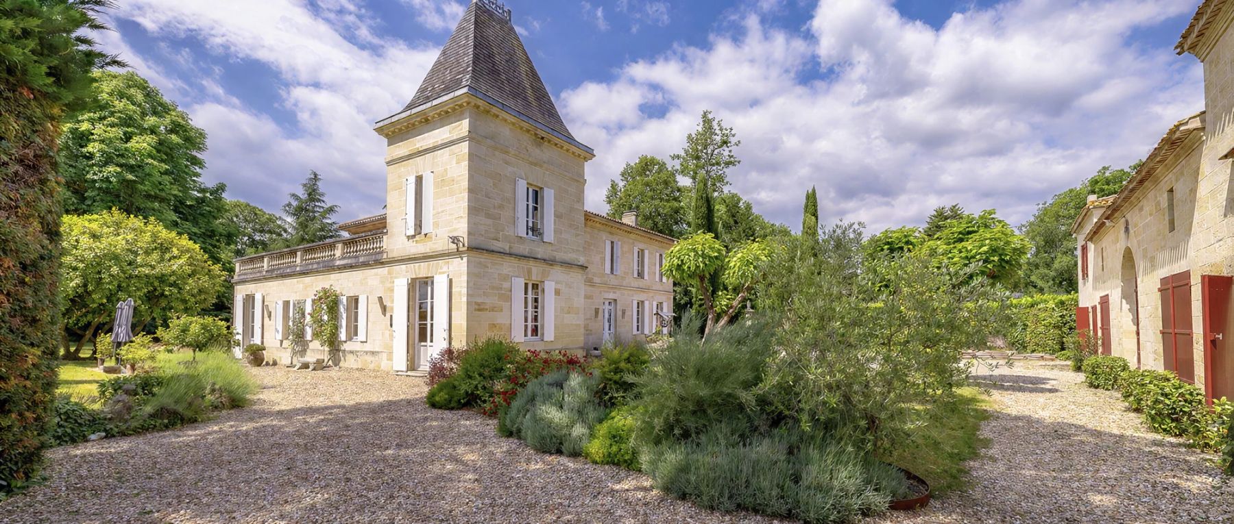 001 chateau les peintures south west france olivers travels desktop center