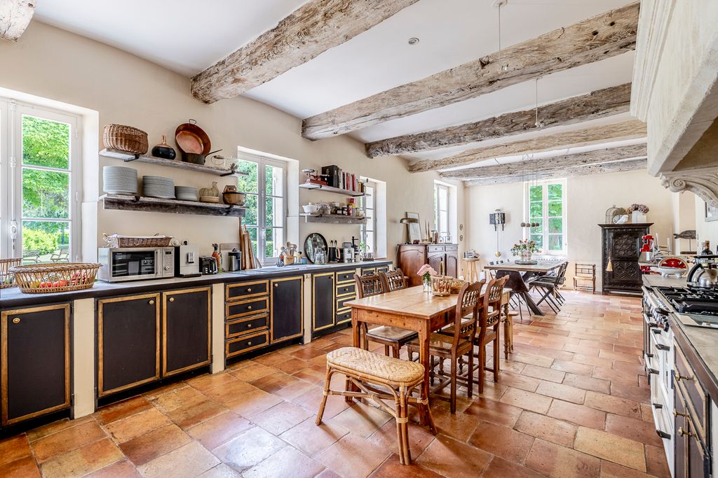 Chateau les Peintures Aquitaine Olivers Travls 4