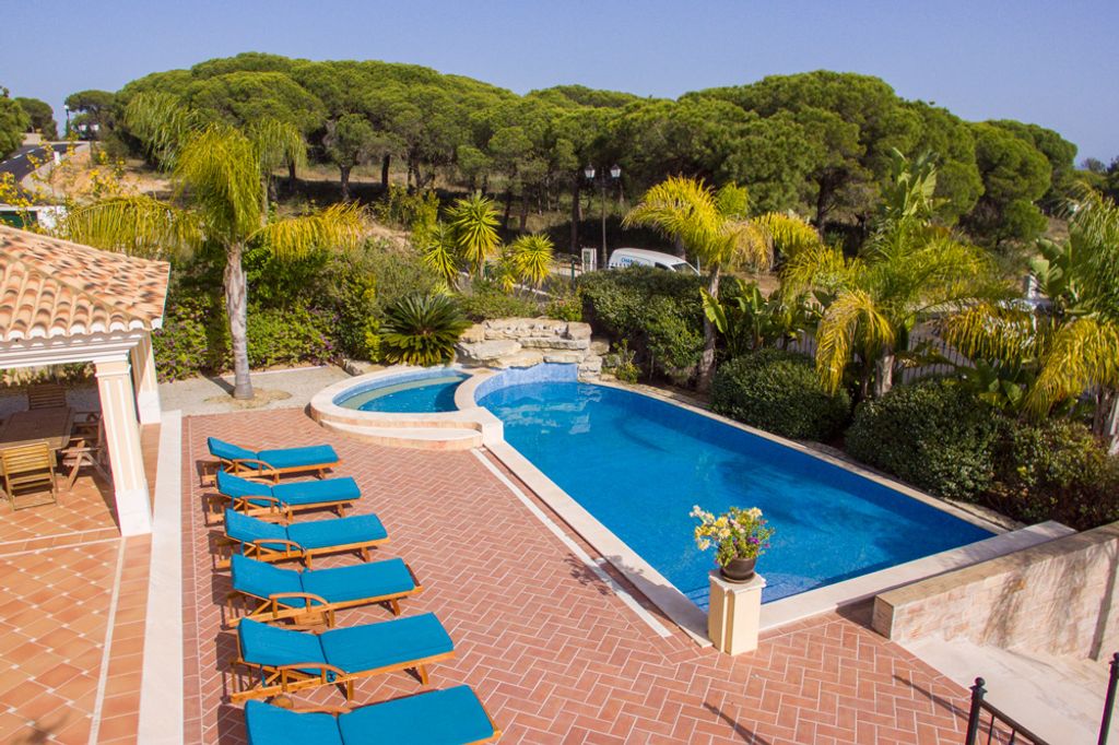 Villa Carina Quinta do Lago Olivers Travels 4