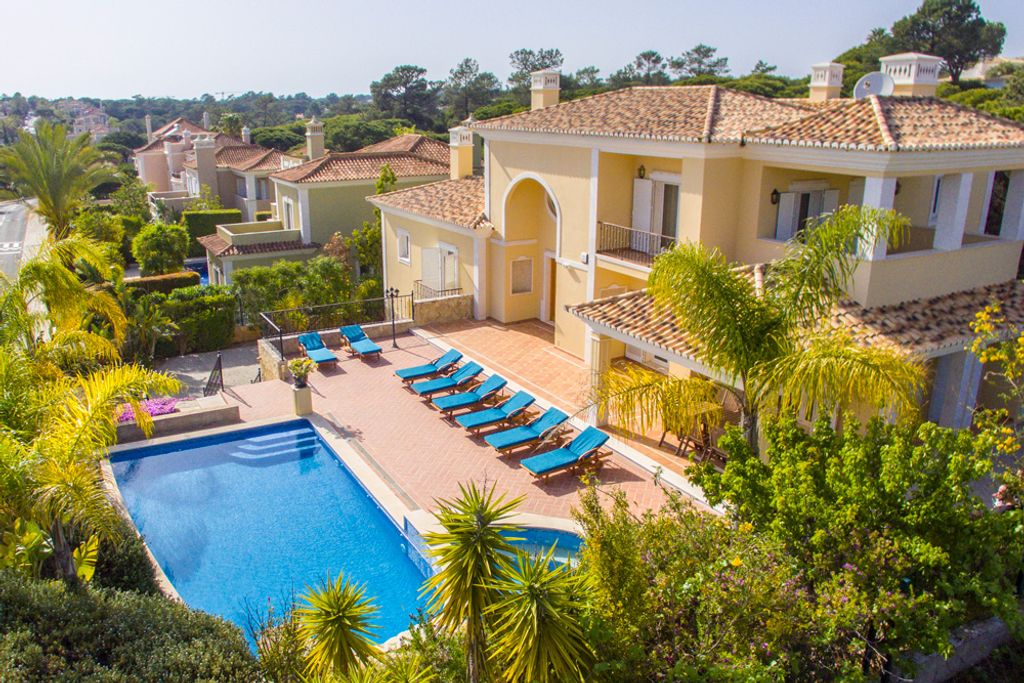 Villa Carina Quinta do Lago Olivers Travels 1