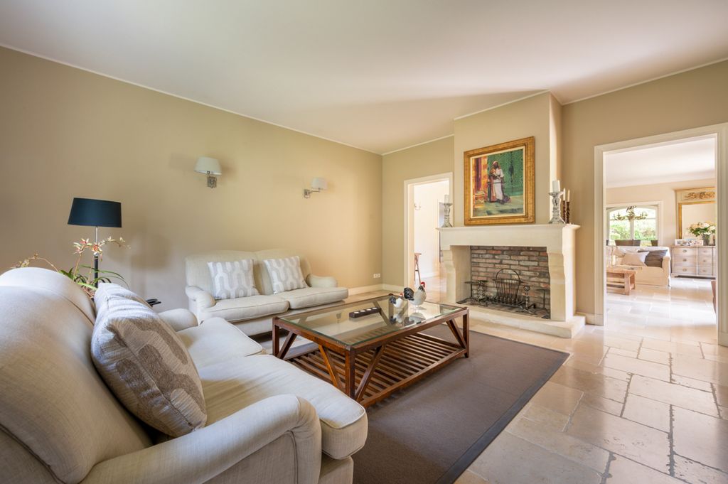 Villa Mirabelle French Riviera Olivers Travels4