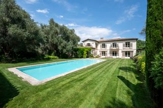 Villa Mirabelle French Riviera Olivers Travels1