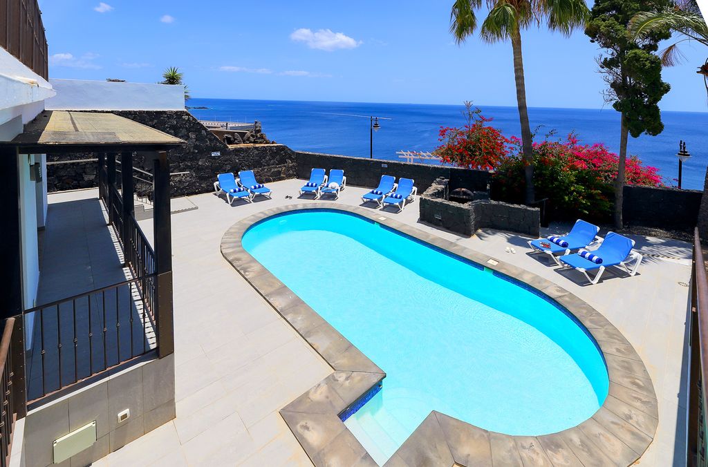 Casa Anahi Lanzarote Spain Olivers Travels 02