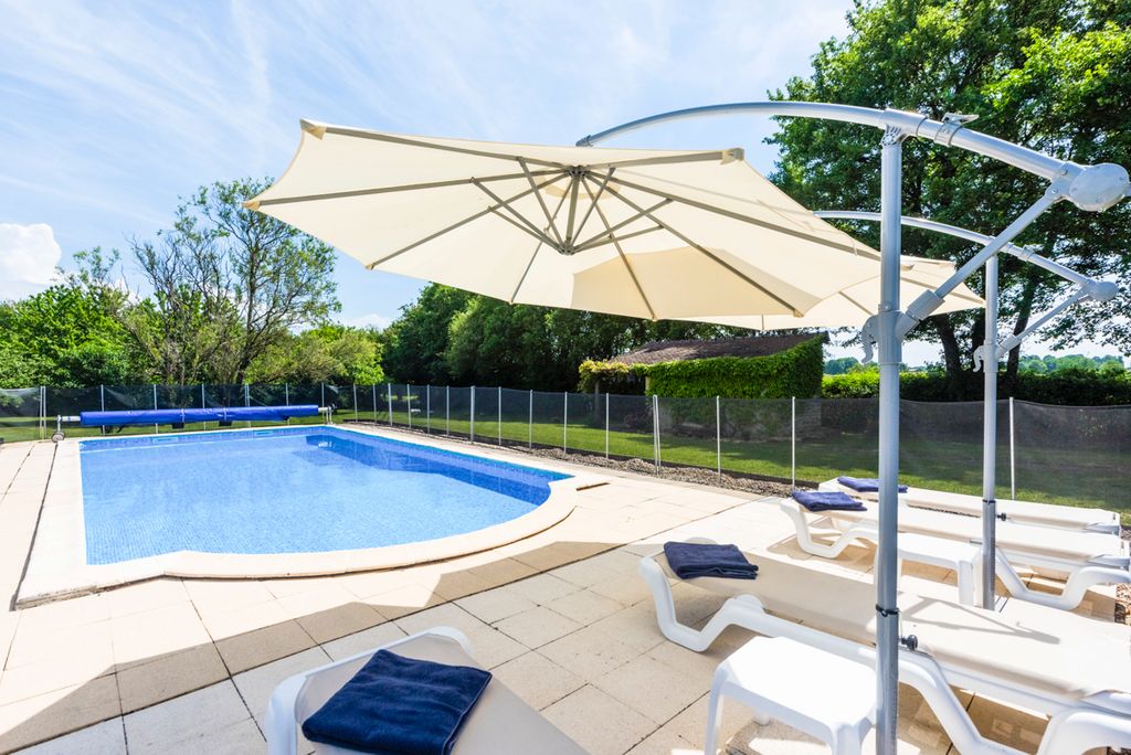 Maison Bourguignonne Burgundy Olivers Travels2