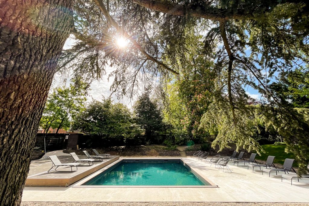 Chateau Belle Vie PIcardy Olivers Travels 1.1