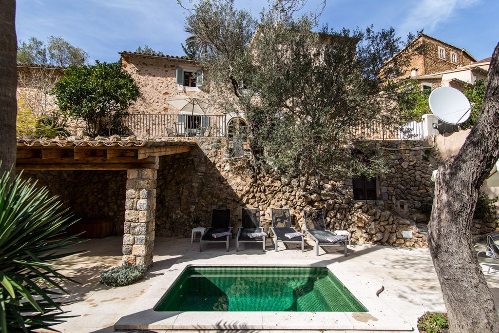 Can Llorenc Mallorca Olivers Travels 1