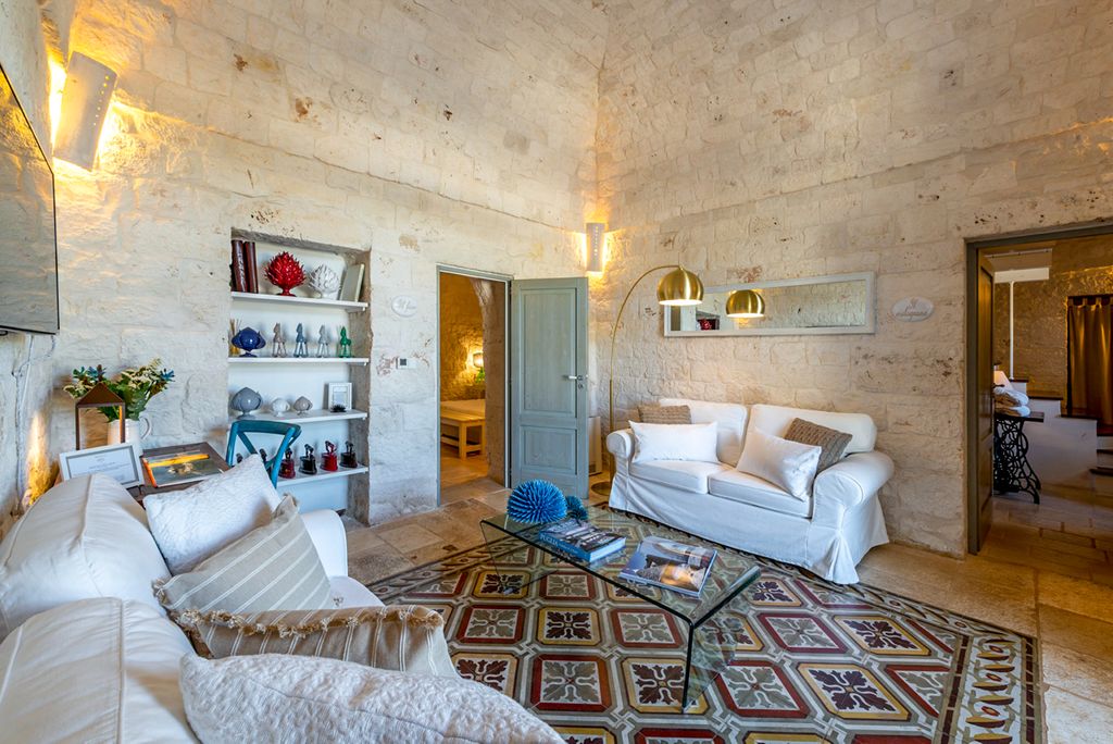 Trulli Carmina Puglia Olivers Travels 03
