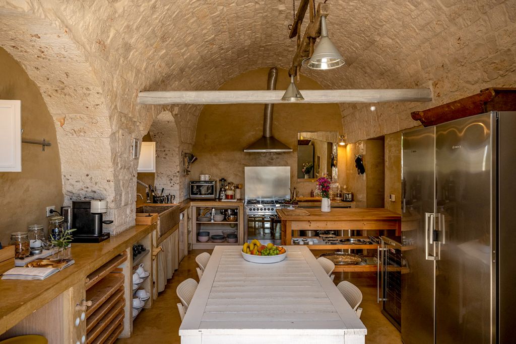 Trulli Carmina Puglia Olivers Travels 04