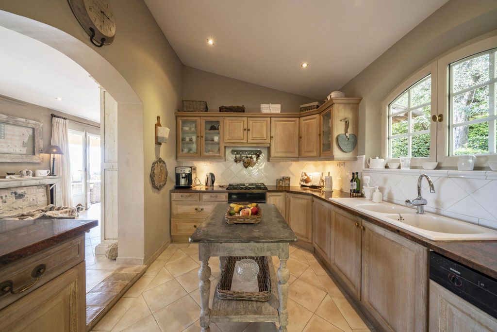 Villa Lunetta French Riviera Olivers Travel4