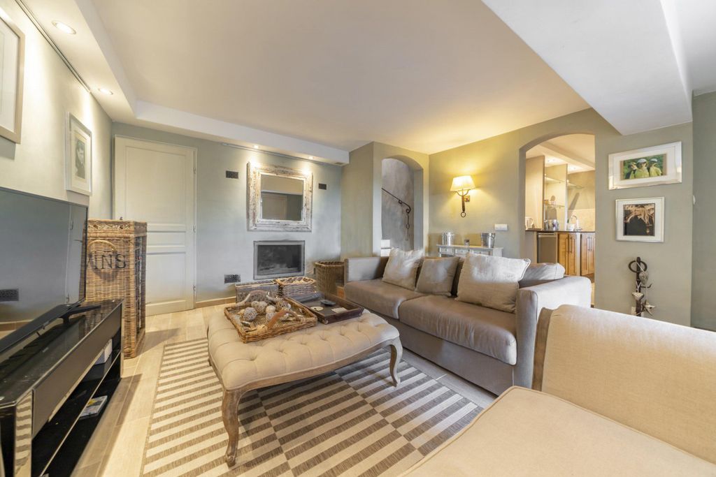 Villa Lunetta French Riviera Olivers Travels 3