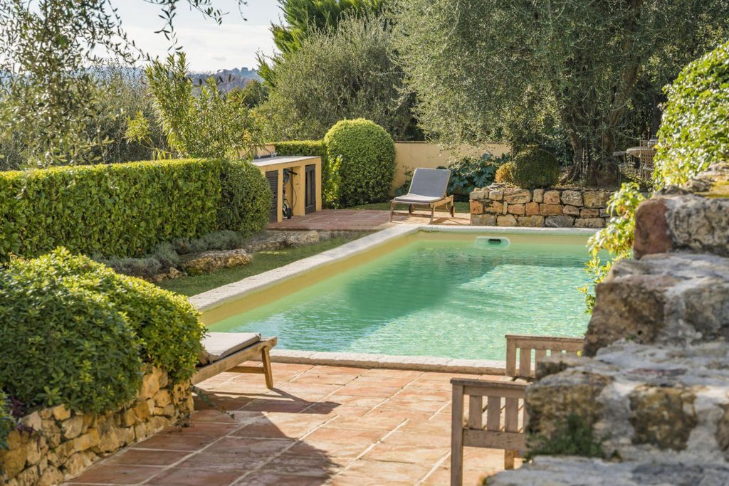 Villa Lunetta French Riviera Olivers Travels 5.1