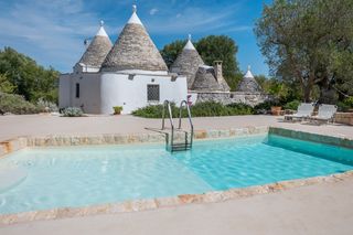 Trulli le Mandorle Puglia OliverrsTravels 2