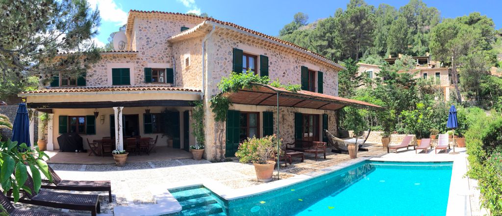 Villa Carme Mallorca Olivers Travels 1 01