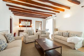 Casa Escola Mallorca Olivers Travels 1