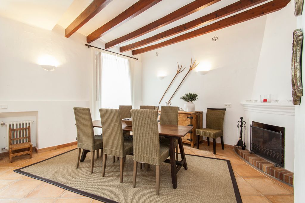 Casa Escola Mallorca Olivers Travels 6