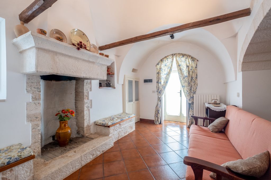 Tenuta Montanaro Puglia Olivers Travels 03
