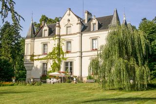 Chateau Saint Jean Loire Valley Olivers Travel 1
