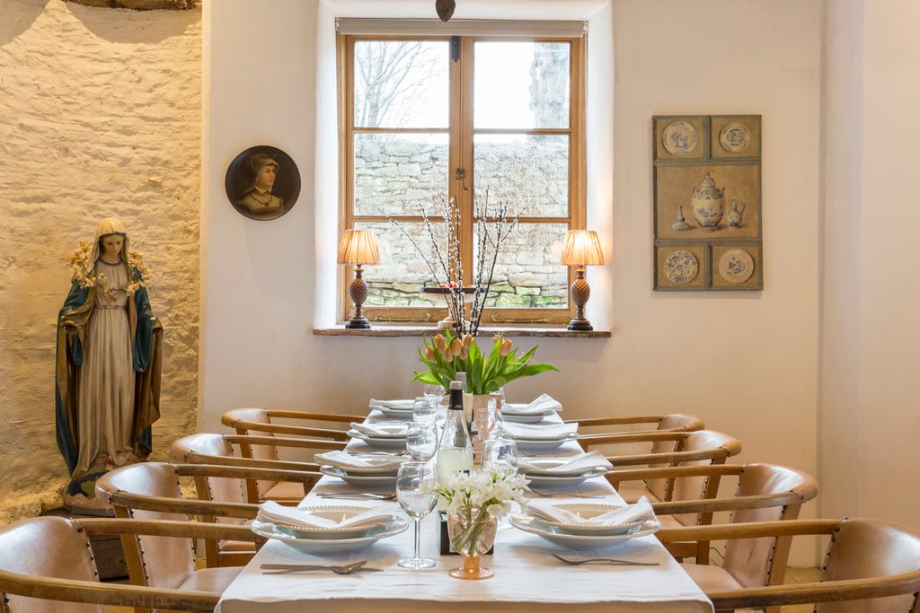 St Peters Court Somerset Olivers Travels5