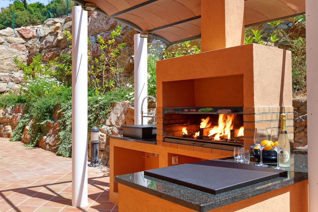 Villa Mariposa Costa Brava Olivers Travels 4