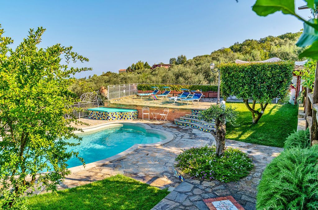 Villa Bahia Amalfi Olivers Travel 2