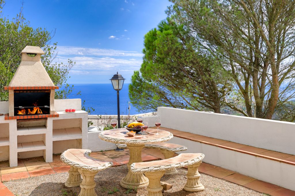 Villa Encantado Costa Brava Olivers Travels 2