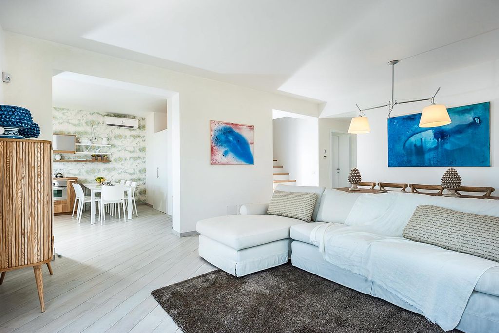 Villa Regilione Sicily OliversTravels 5