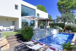 Villa Majestuoso Costa Brava Olivers Travels 1