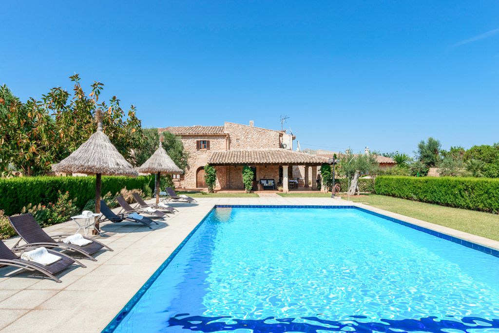 Villa De Madera Mallorca OliversTravels 2