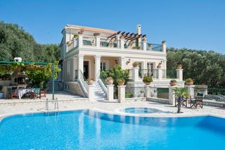 Ikos Kassiopi Corfu Olivers Travels 1