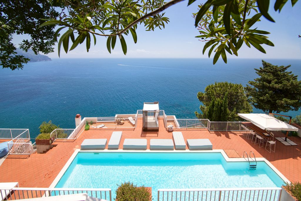 Villa Almeida Sorrento Amalfi Olivers Travels 1