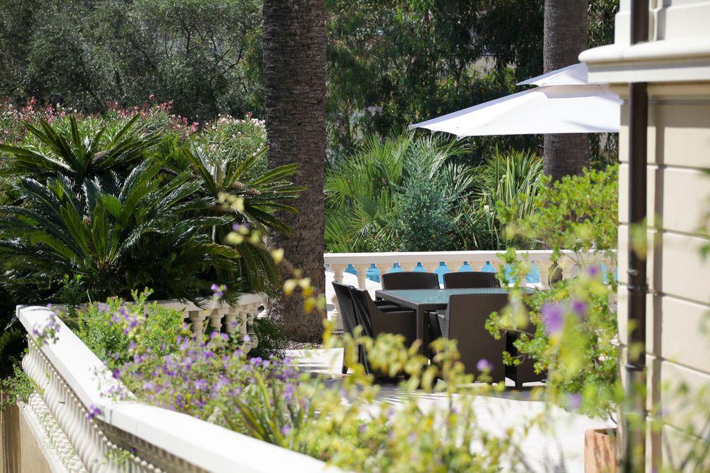 Villa la Croisette French Riviera Olivers Travel2