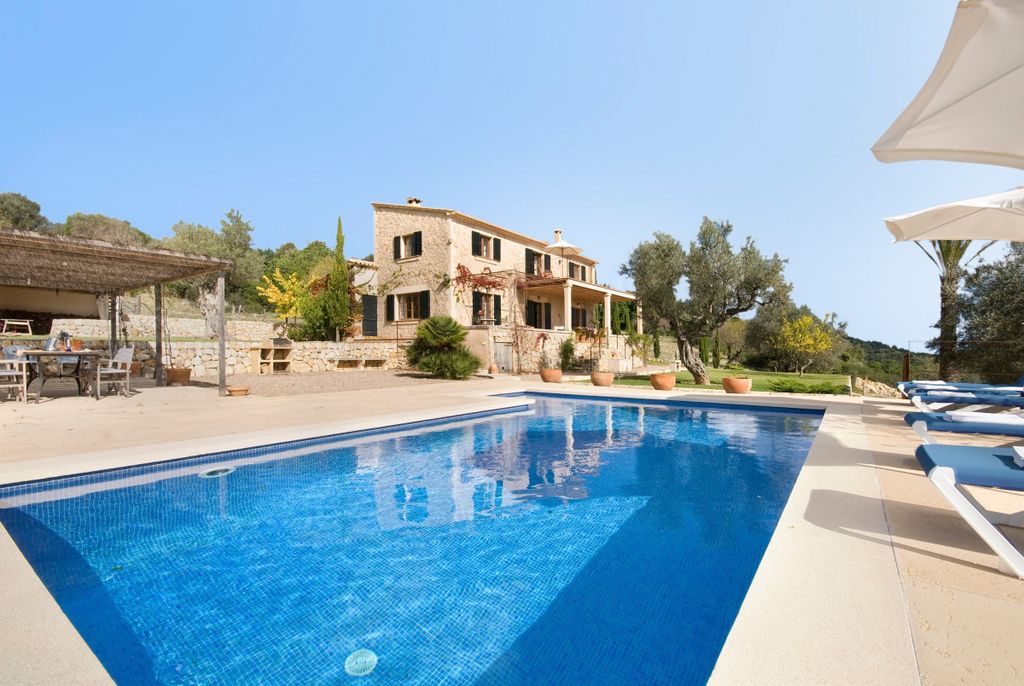Villa Alcudia Mallorca Olivers Travels 1