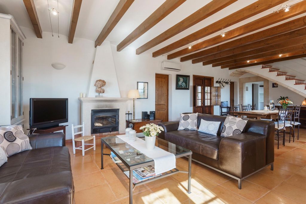 Villa Alcudia Mallorca Olivers Travels 4