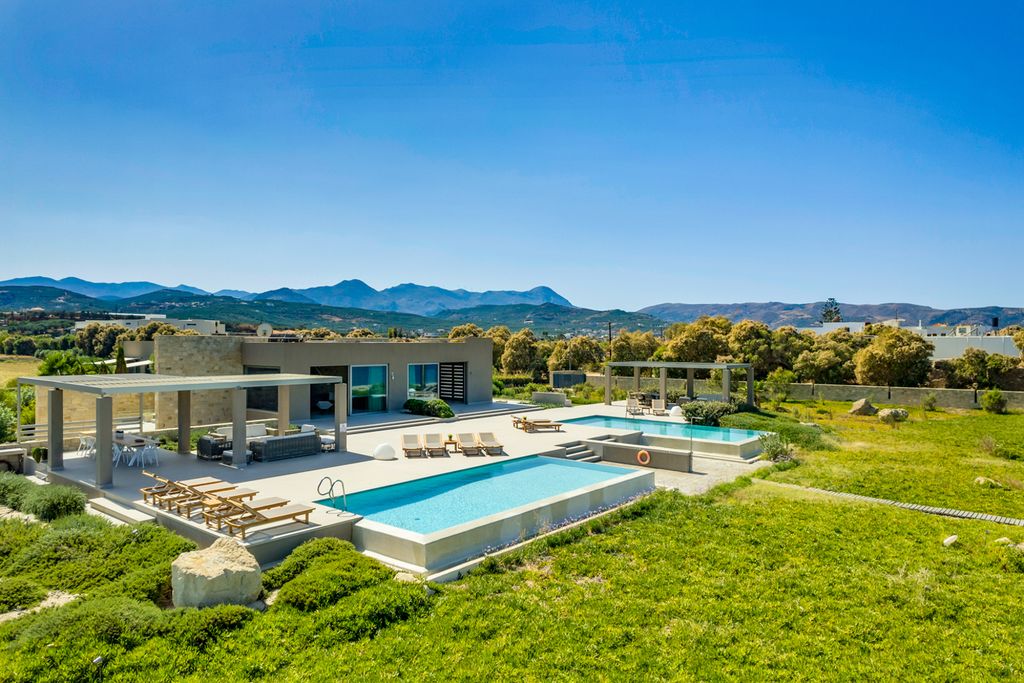 Kissamos Beach Villa Crete Greece OliversTravels 1