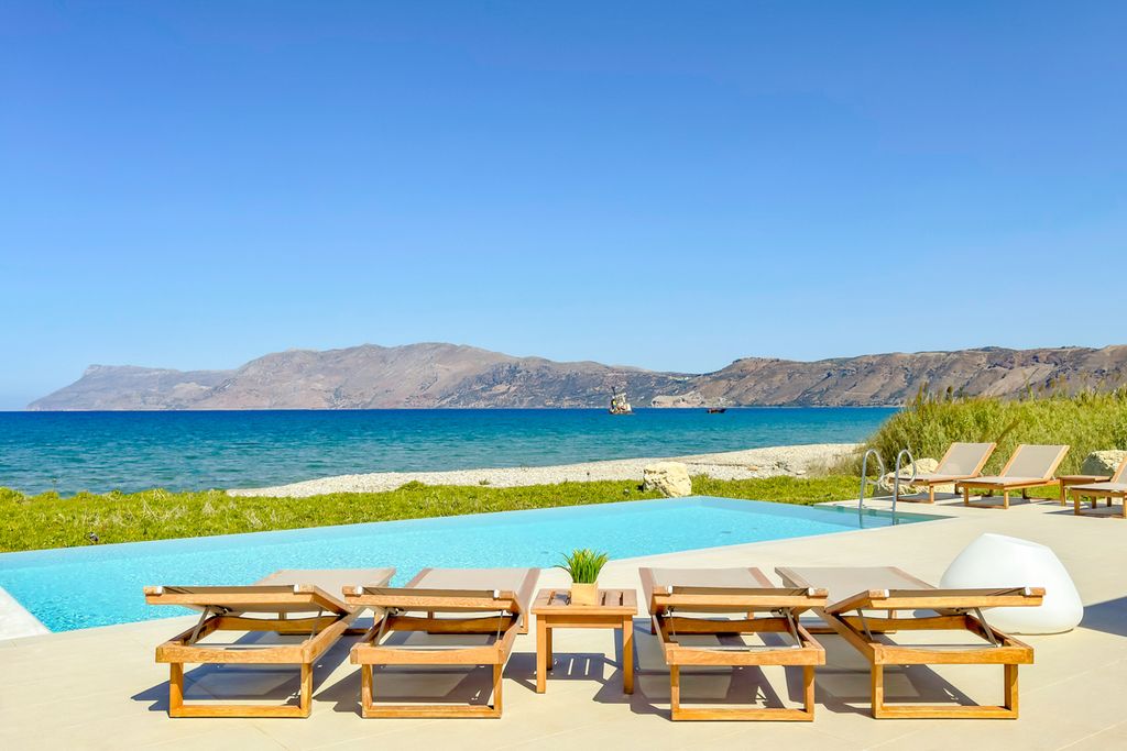 Kissamos Beach Villa Crete Greece OliversTravels 24