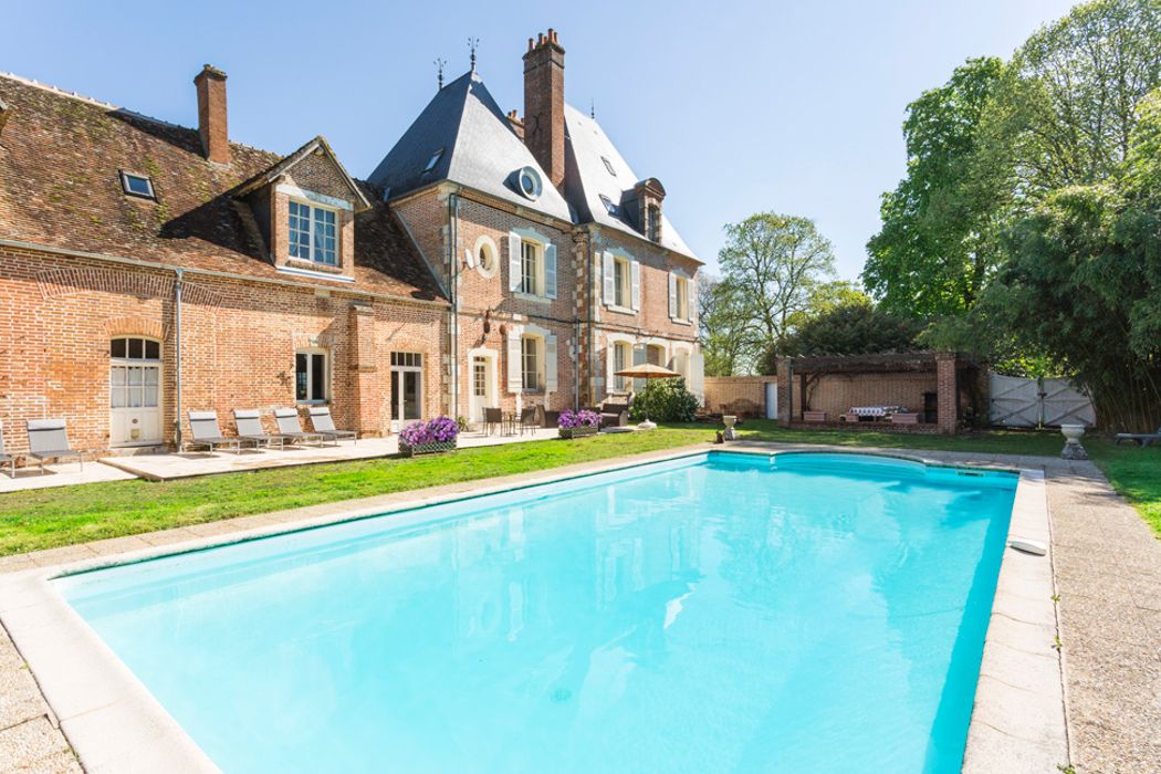 Chateau Chanterelles