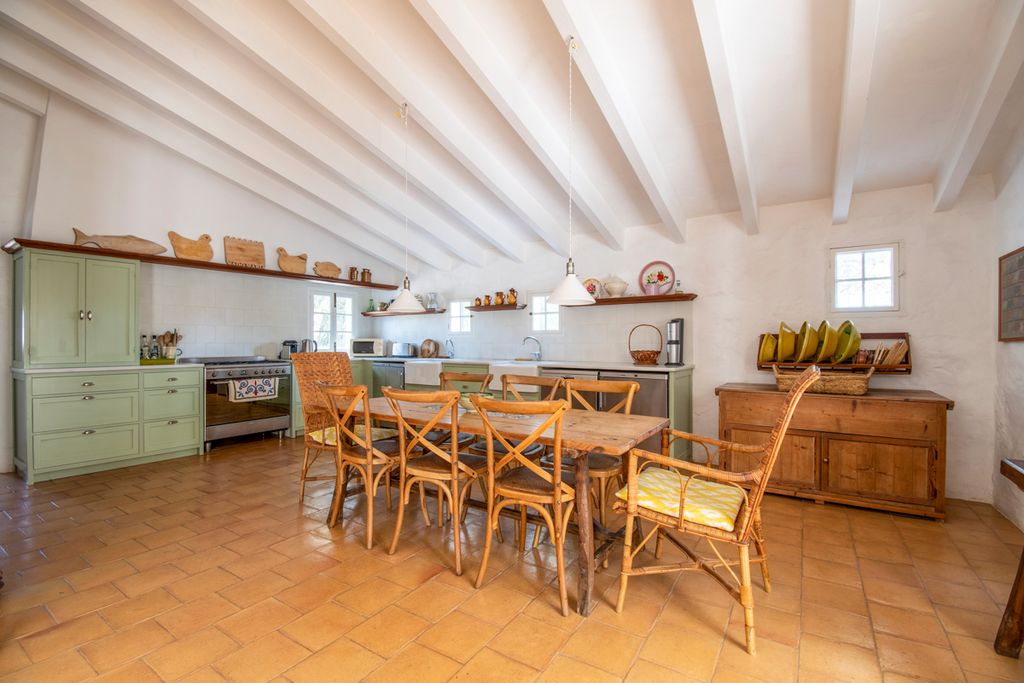 Villa Mancora Menorca Olivers Travels5