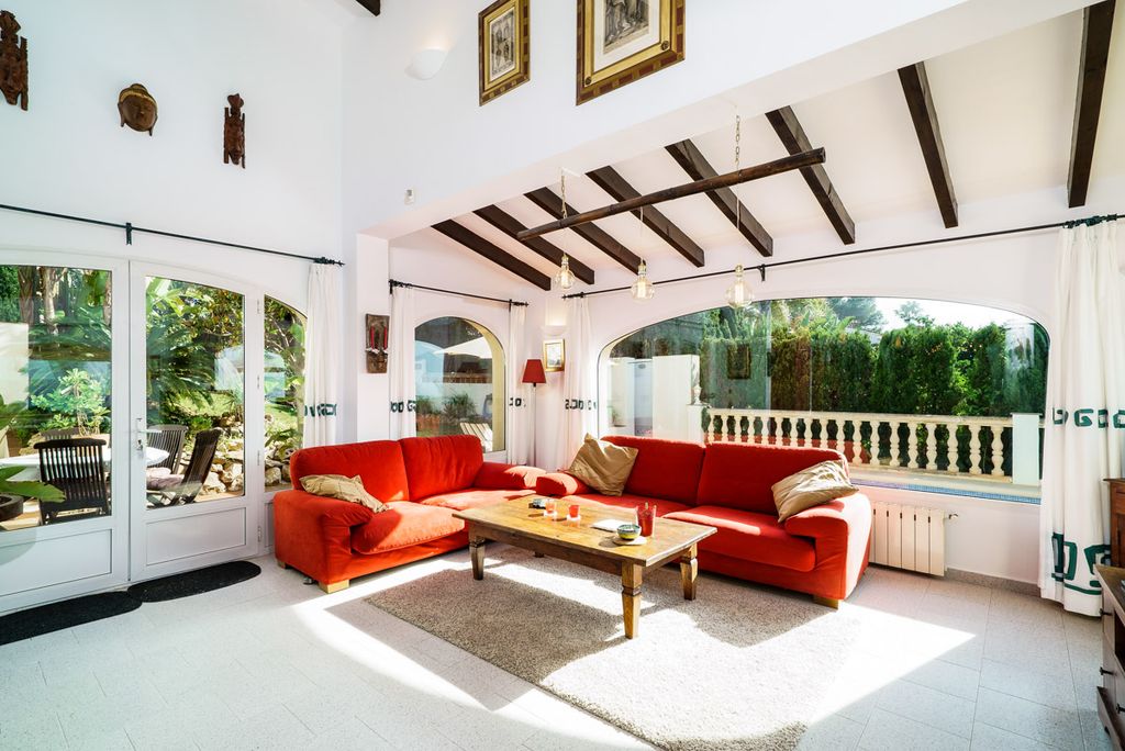 Villa Dacil Costa Blanca Olivers Travels3