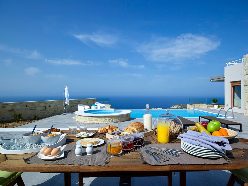 Kompsos Villa Crete Olivers Travels Greece 2
