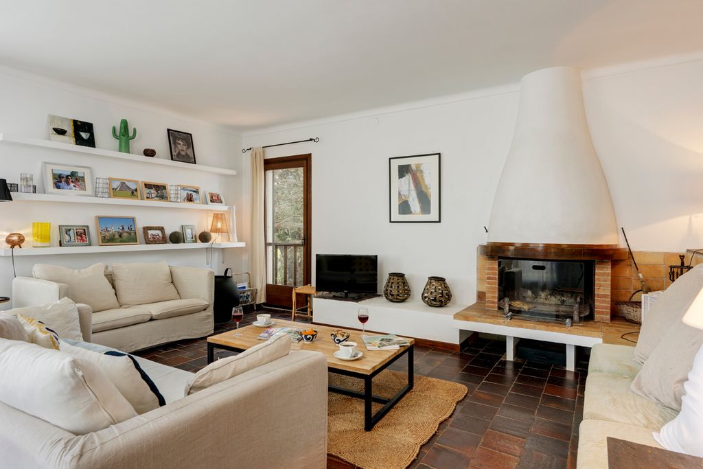 Villa Beso Costa Brava Olivers Travels 3