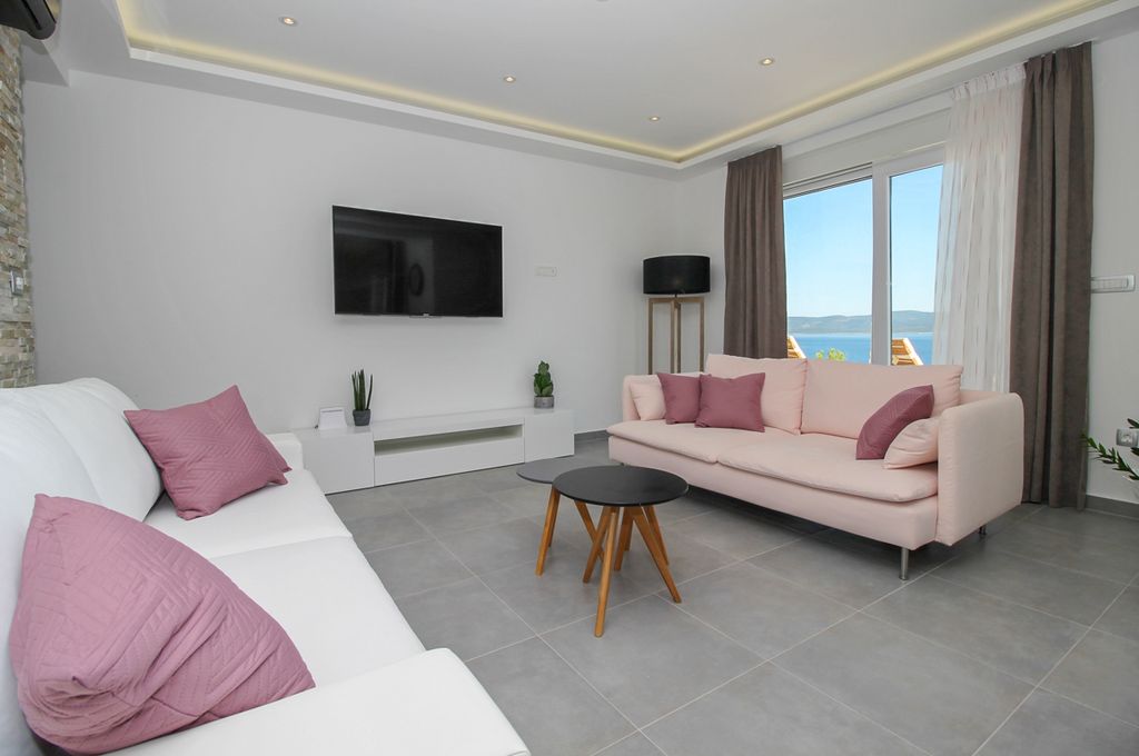Villa Rogoznica Dalmatia Olivers Travels 03