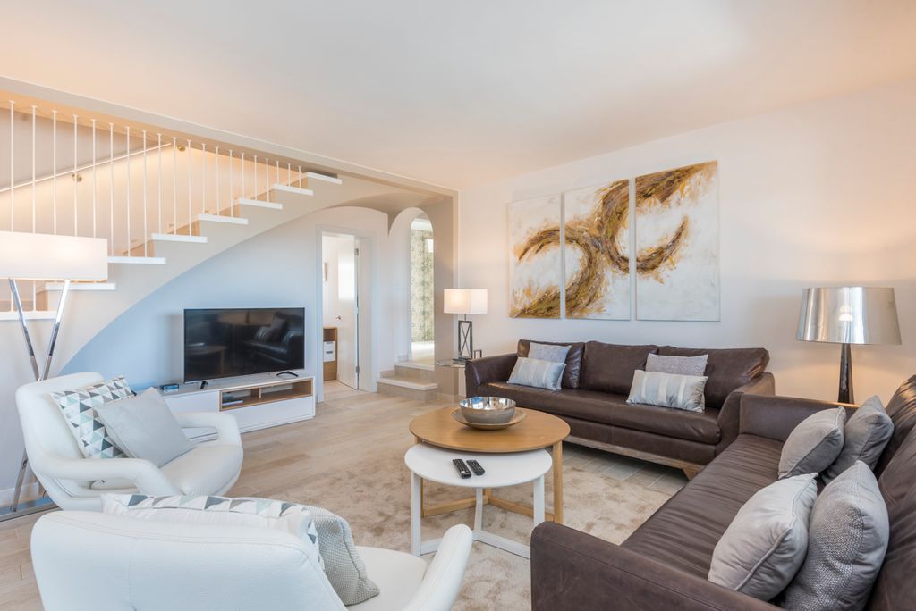 Villa del Sol Menorca Olivers Travels1 3