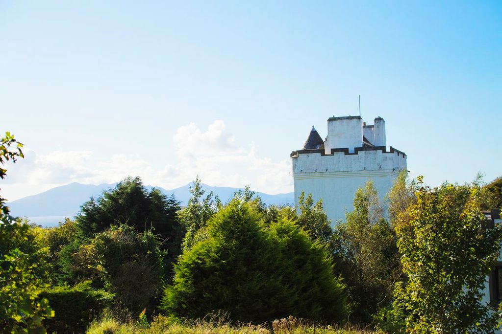 Ayrshire Castle Scotland Olivers Travels2