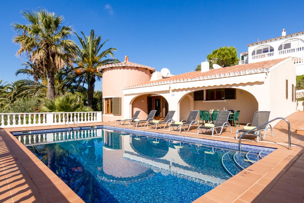 Villa Los Leones Menorca Olivers Travels   1 