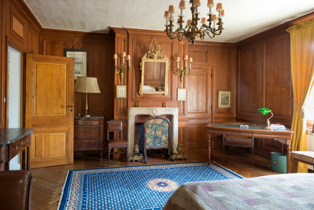 Manoir de Blouse Ville Normandie Olivers Travels4