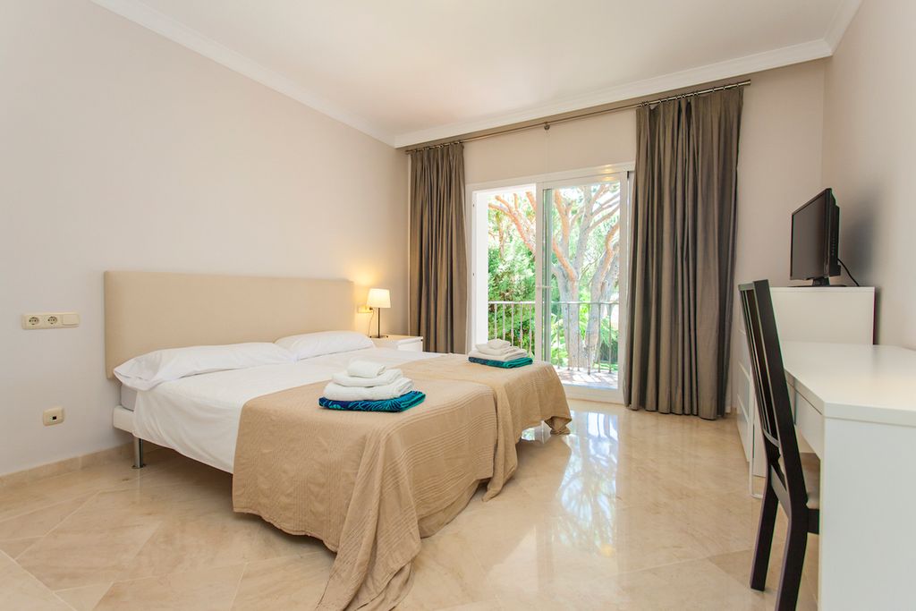 Villa Verdes Costa del Sol Olivers Travels4