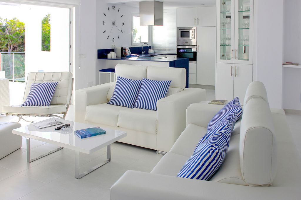 Villa Marisa Menorca Olivers Travels 2  2 