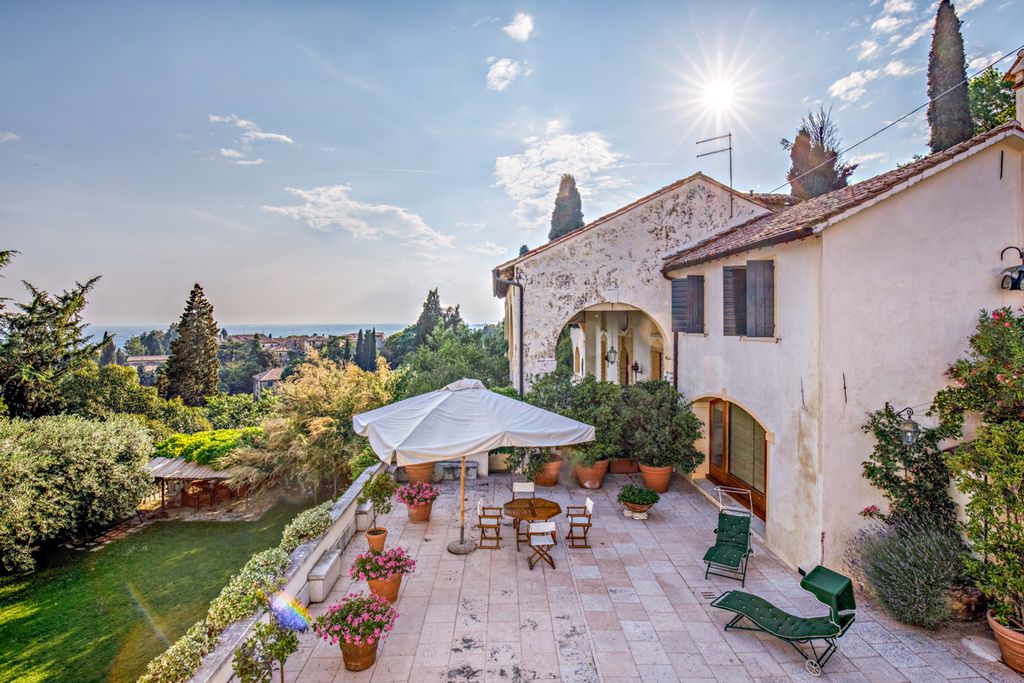 Villa Rinaldi Venice Italia Olivers Travels 1