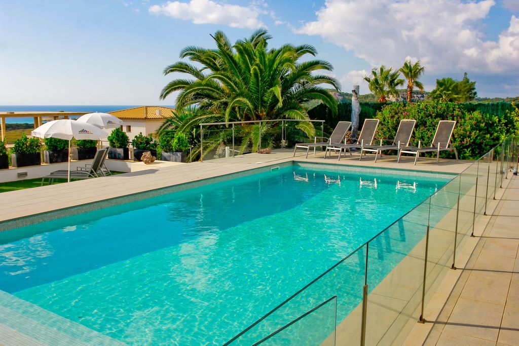 Casa Sundy Menorca Spain OliversTravels 2