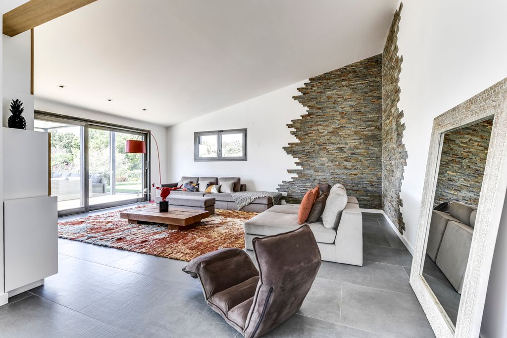 Villa Xavier Languedoc Fr Olivers Travels 18